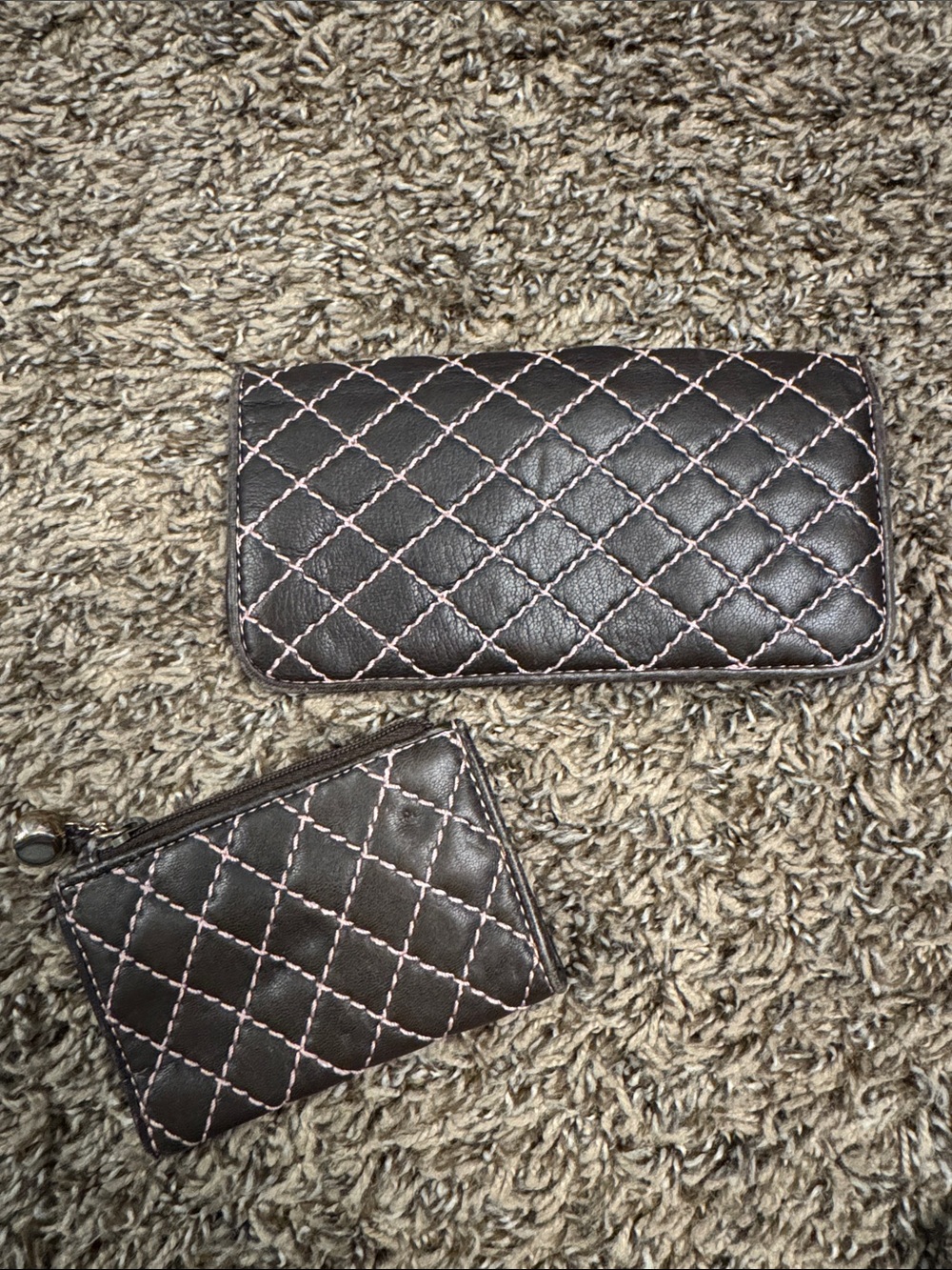 Juicy Couture Quilted Brown Wallet Set with Pink Stitching - Picture 2 of 4